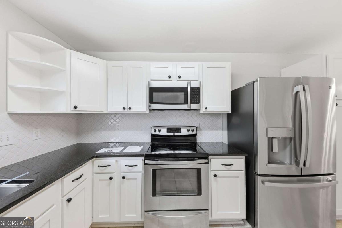 560 Manning Road Marietta - Photo 9