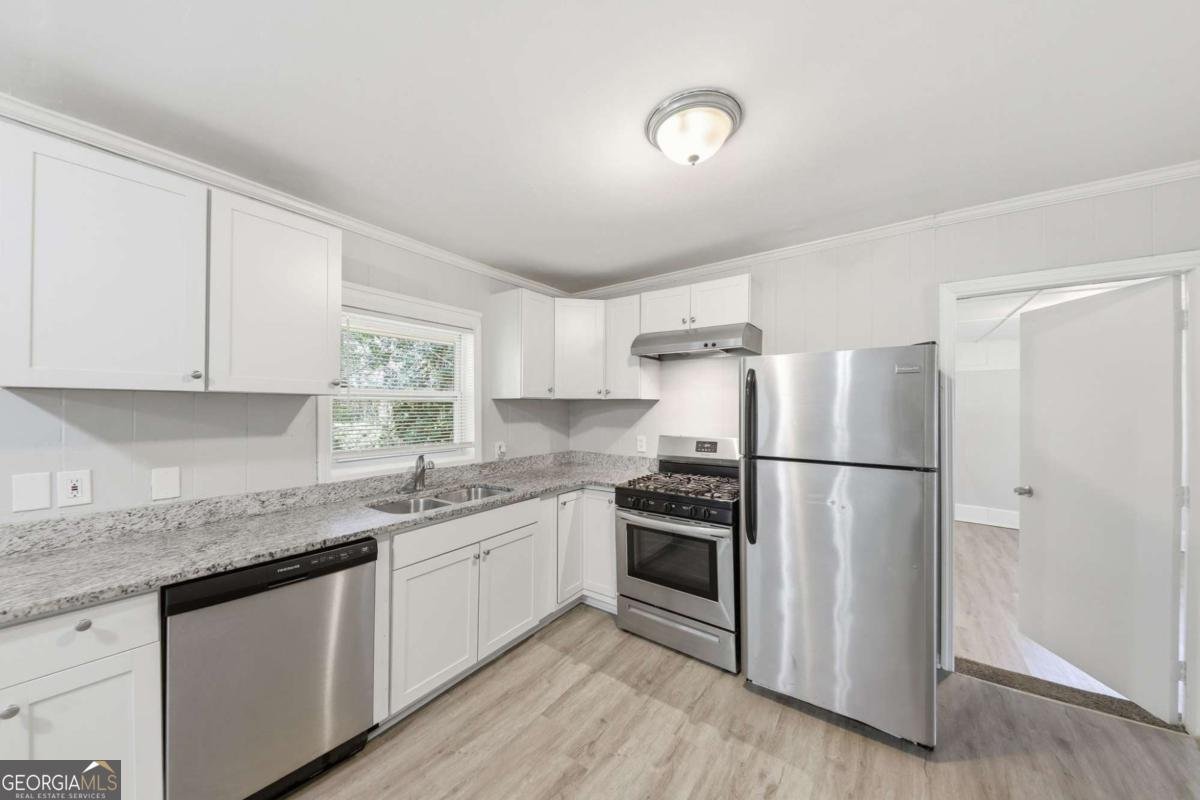 1939 Shepherd Circle Atlanta - Photo 12