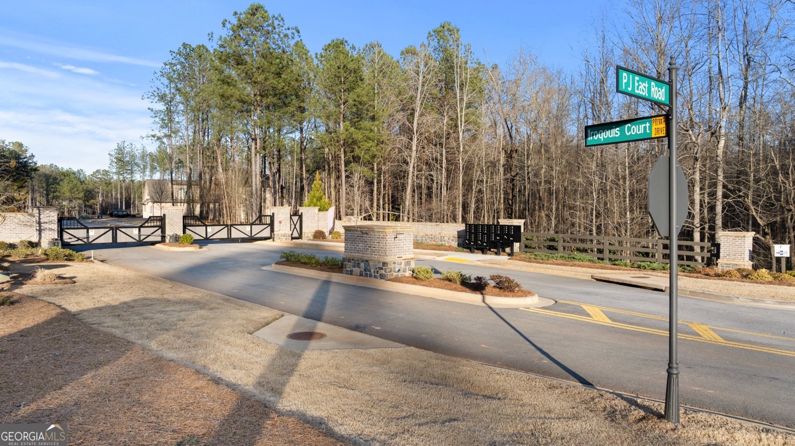 176 Iroquois Court Covington - Photo 12