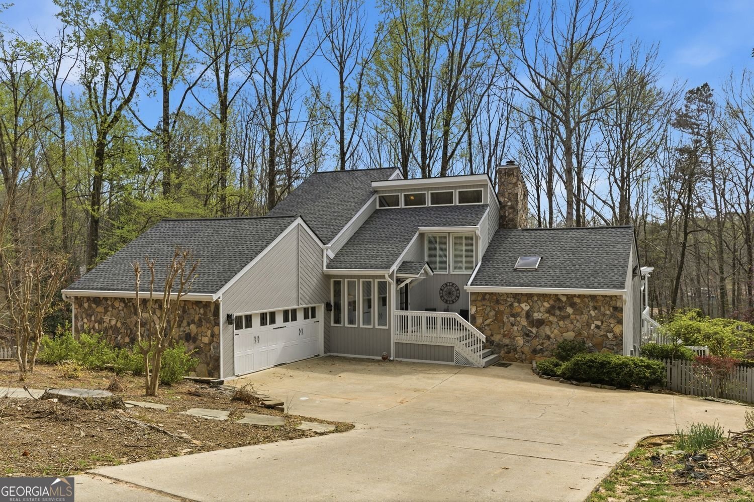 6421 Arbor Wood Drive Flowery Branch - Photo 1