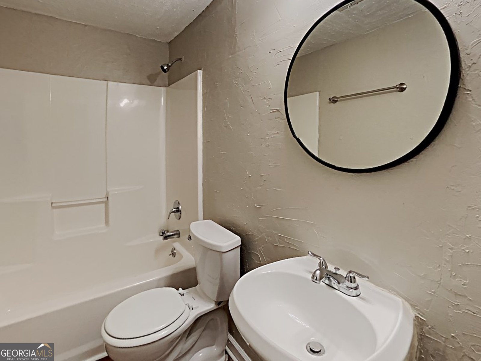 5665 Lakeview Court Gainesville - Photo 7