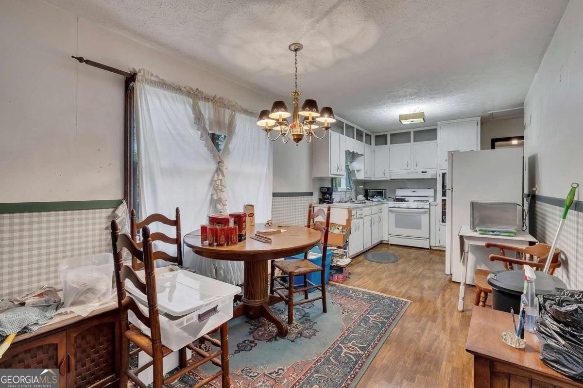 835 Castlewood Drive Woodstock - Photo 10