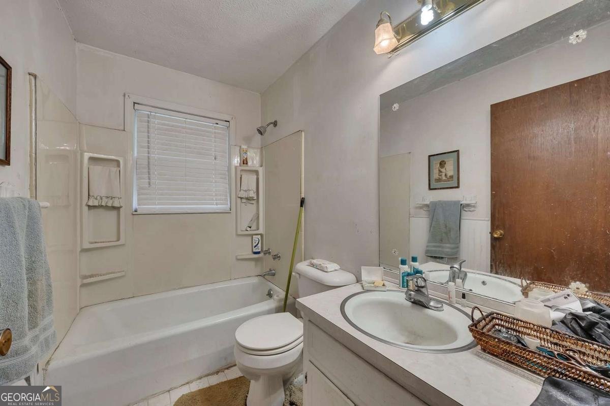 835 Castlewood Drive Woodstock - Photo 18