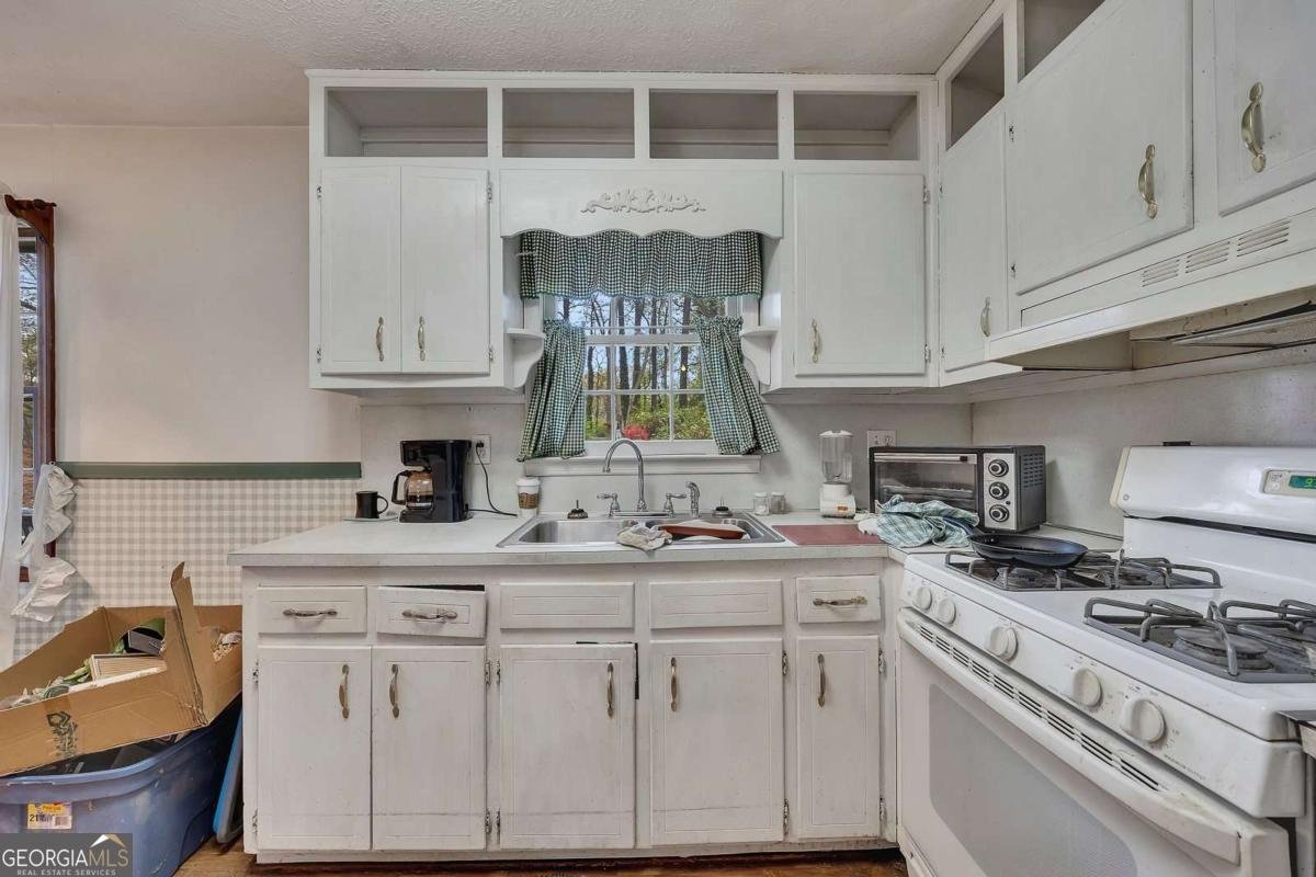 835 Castlewood Drive Woodstock - Photo 7