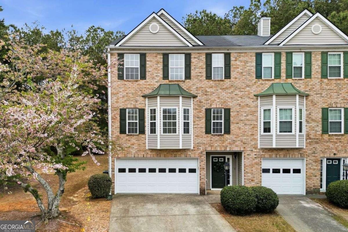2533 Stonegate Drive Acworth - Photo 1