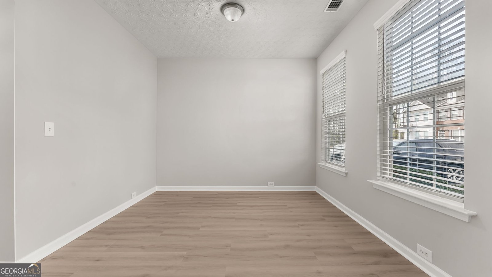 2743 Heathrow Drive Lawrenceville - Photo 6