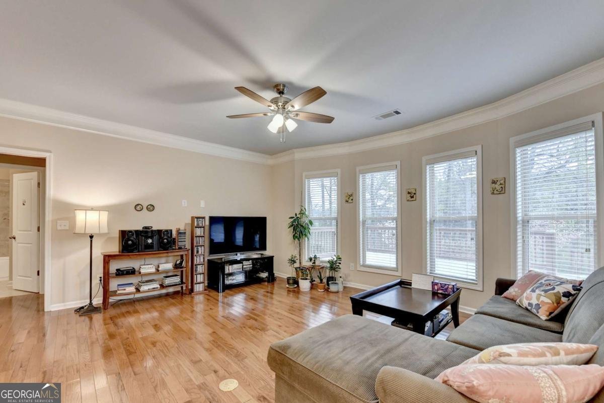 2455 Matlin Way Buford - Photo 12