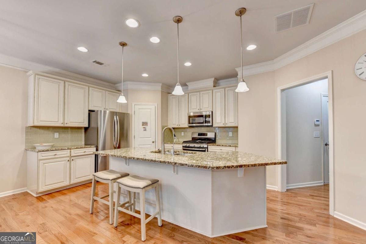 2455 Matlin Way Buford - Photo 19