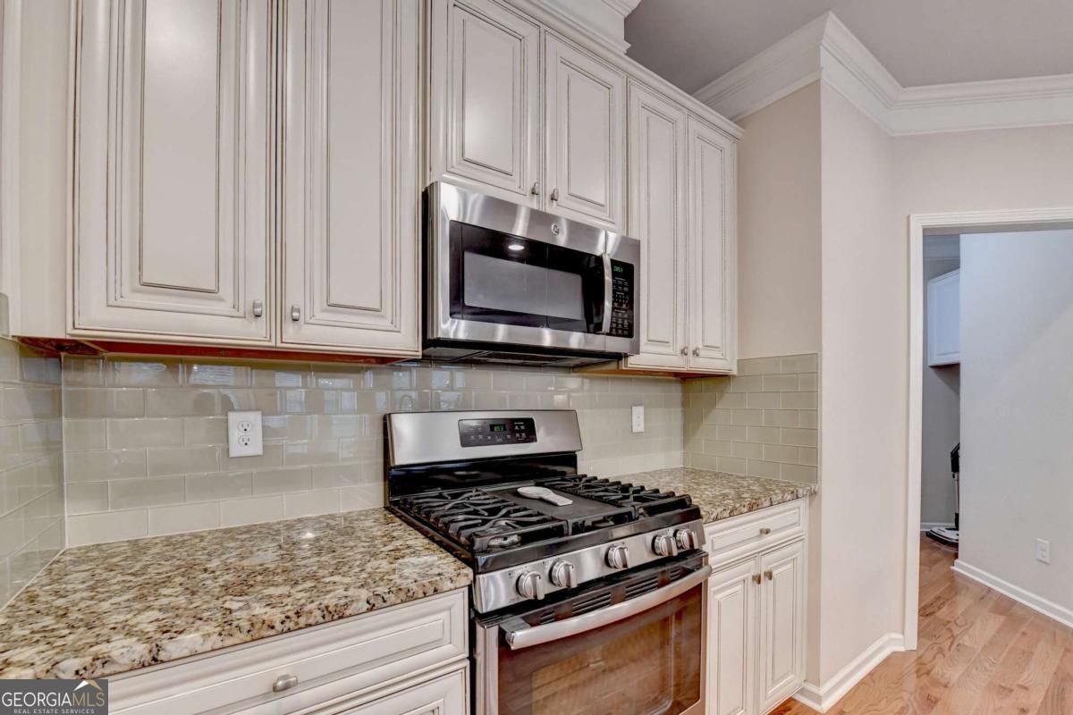 2455 Matlin Way Buford - Photo 22