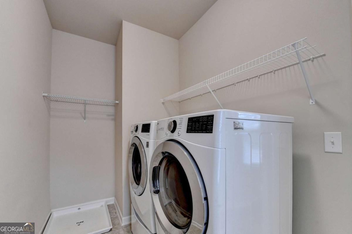 2455 Matlin Way Buford - Photo 34