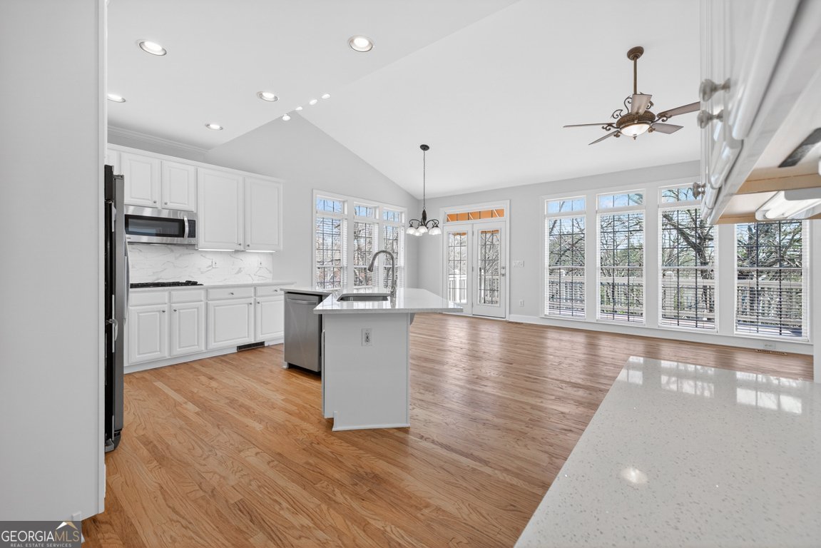 5395 Harbury Lane Suwanee - Photo 16