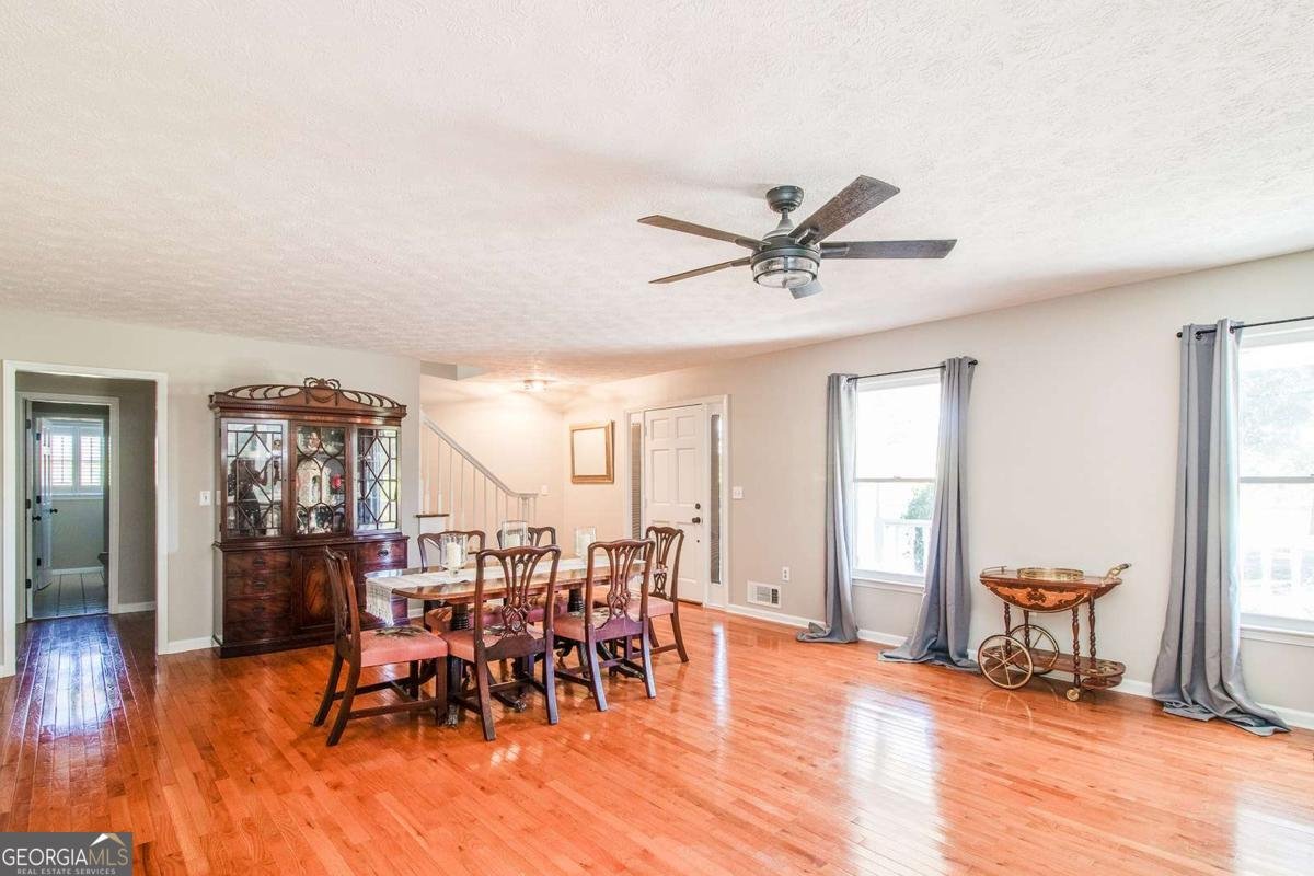 3925 MARK LAKE Road Cumming - Photo 11