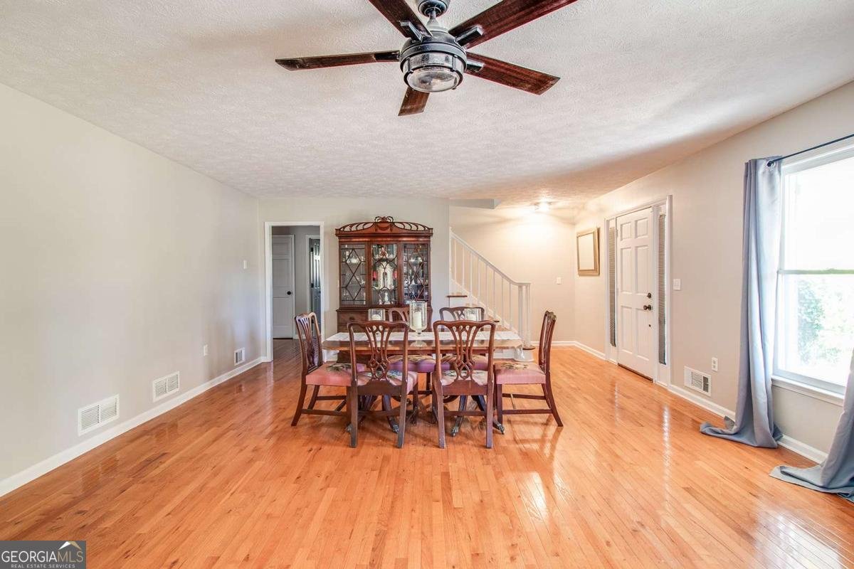 3925 MARK LAKE Road Cumming - Photo 12