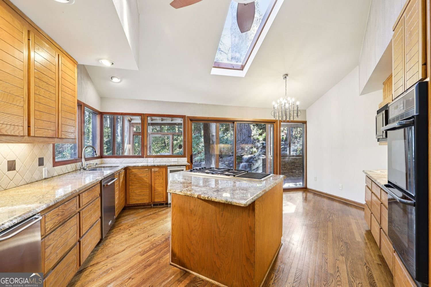 562 Pine Valley Road Marietta - Photo 6