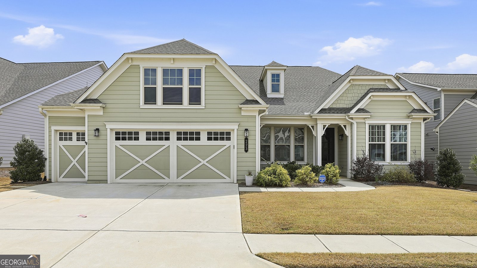 223 Sweetbay Court Peachtree City - Photo 1