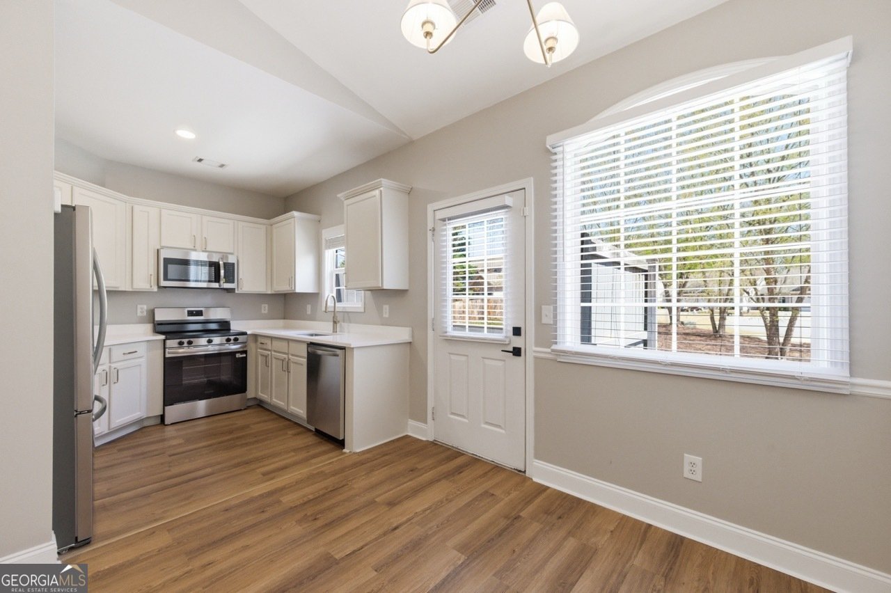 259 Derby Court Acworth - Photo 8