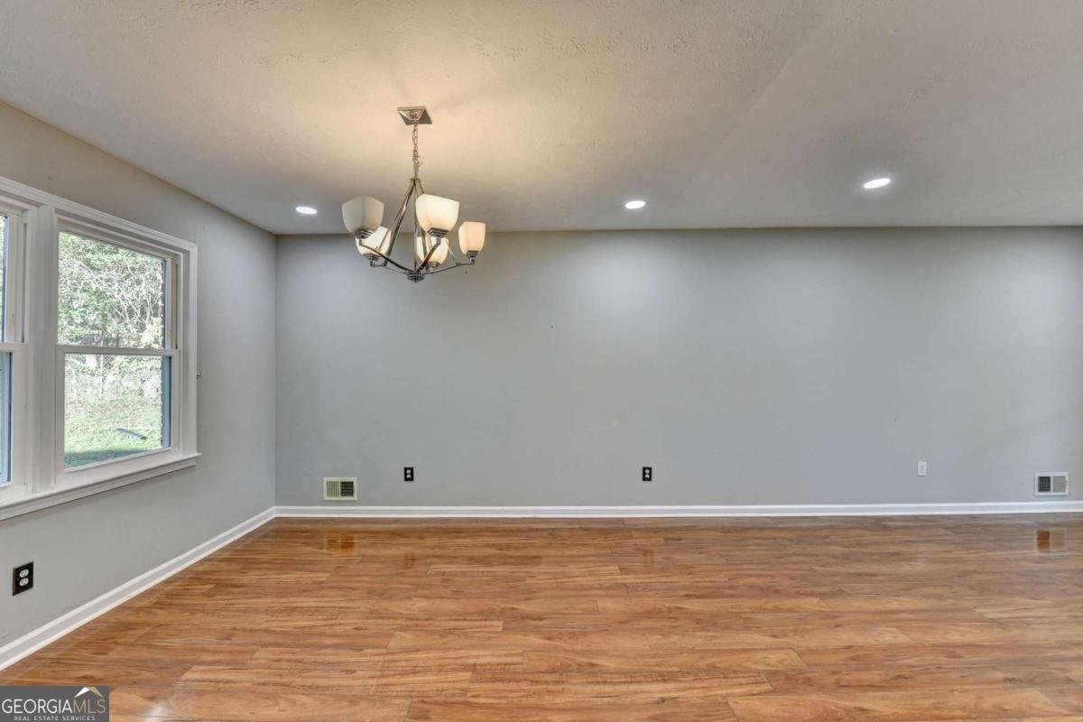 1249 Renee Drive Lilburn - Photo 13