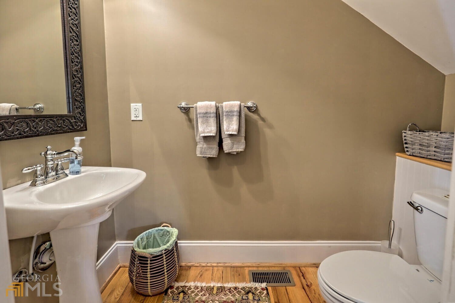 643 Washington Street Clarkesville - Photo 34