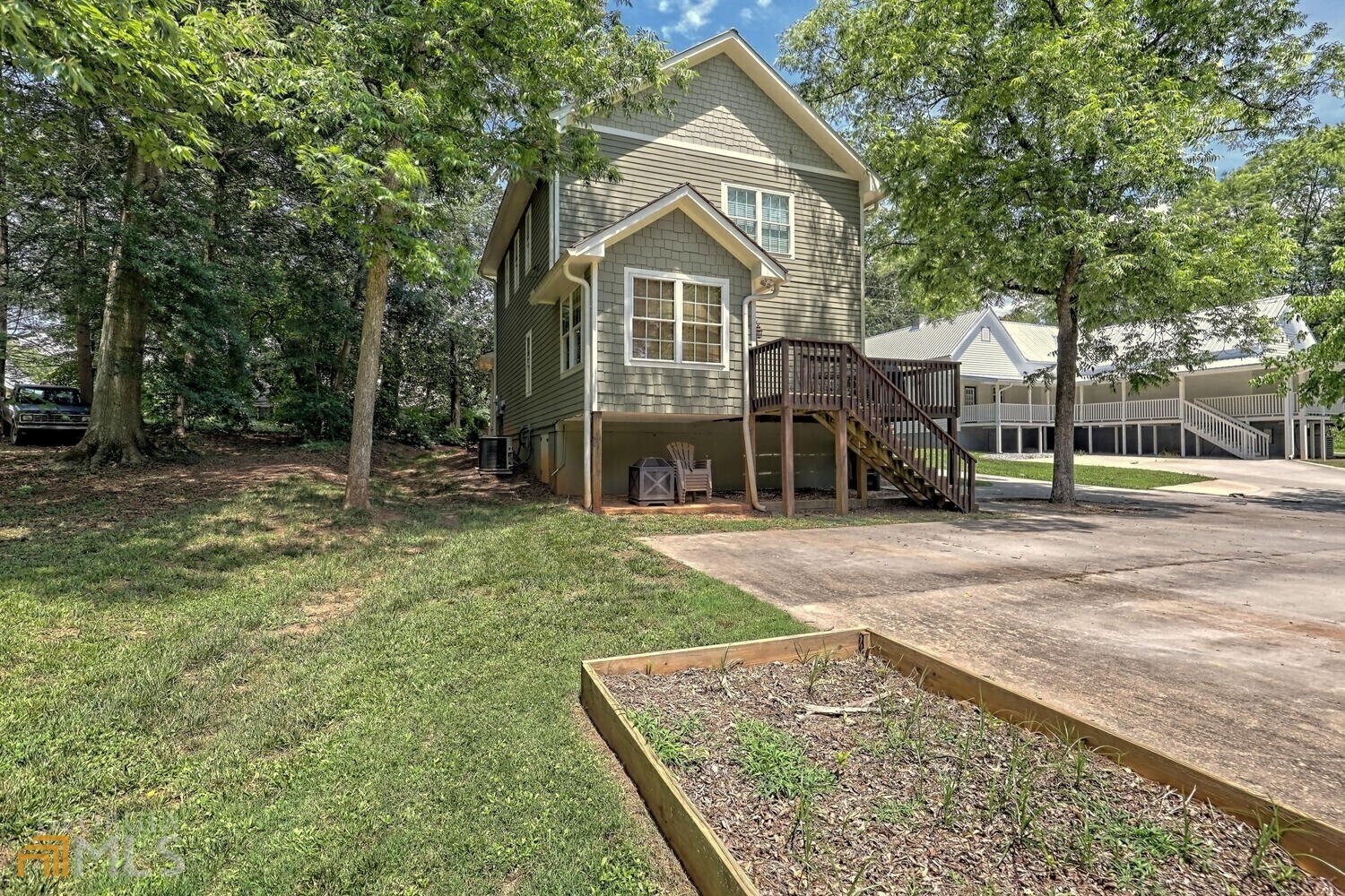 643 Washington Street Clarkesville - Photo 6