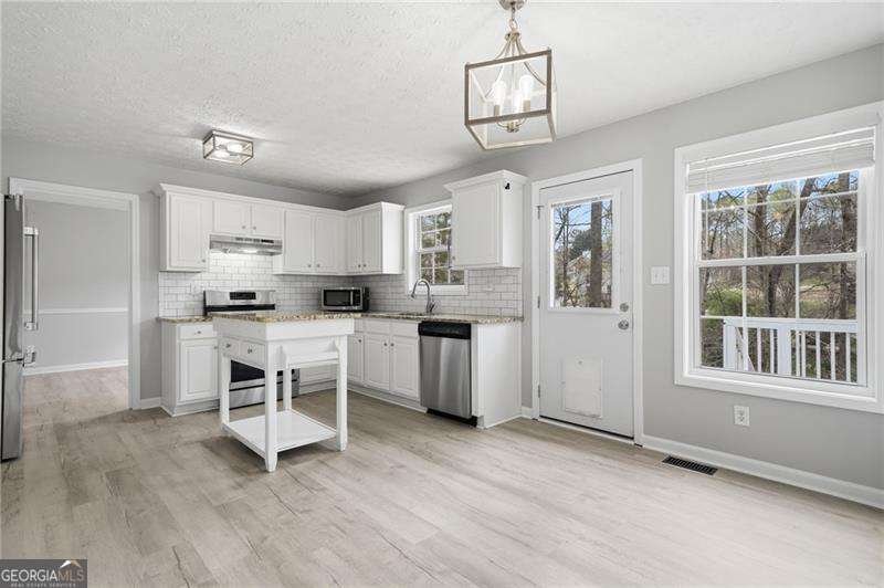 6705 Glen Drive Cumming - Photo 16