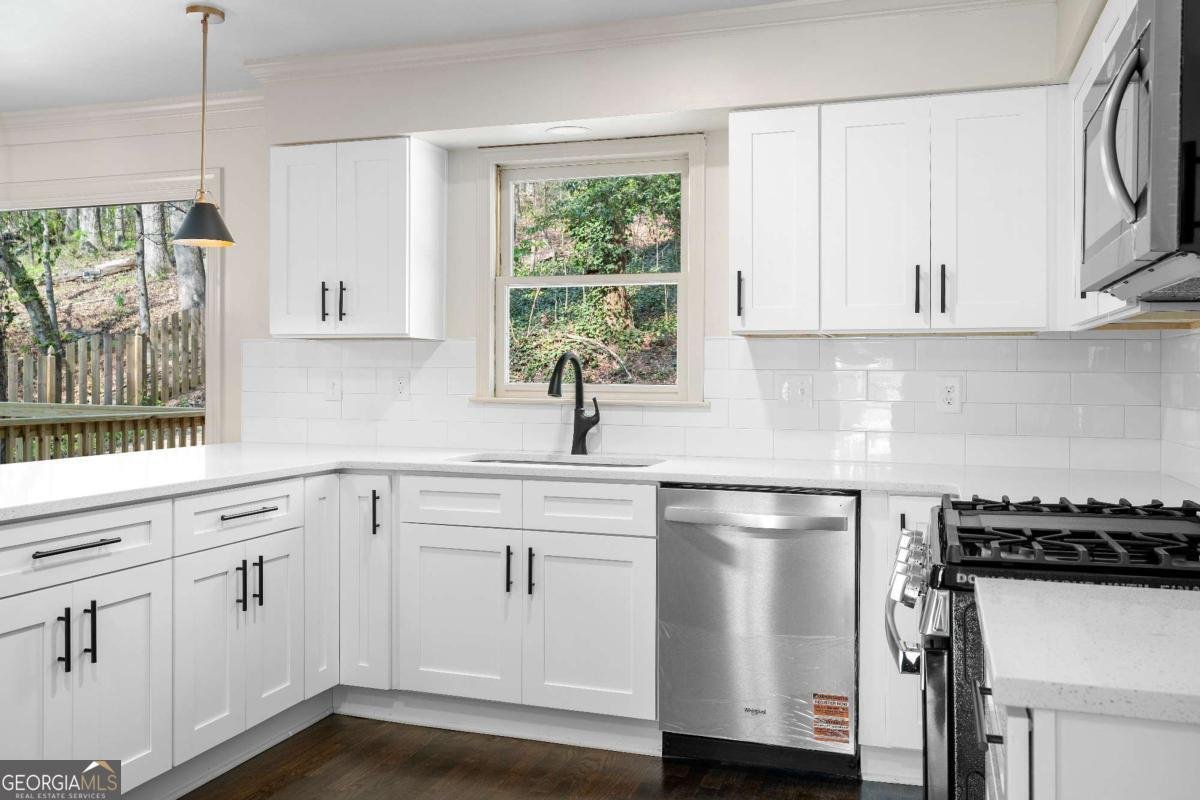 490 Guilford Circle Marietta - Photo 14