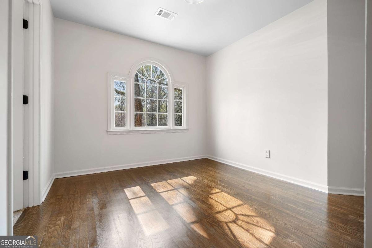 490 Guilford Circle Marietta - Photo 24