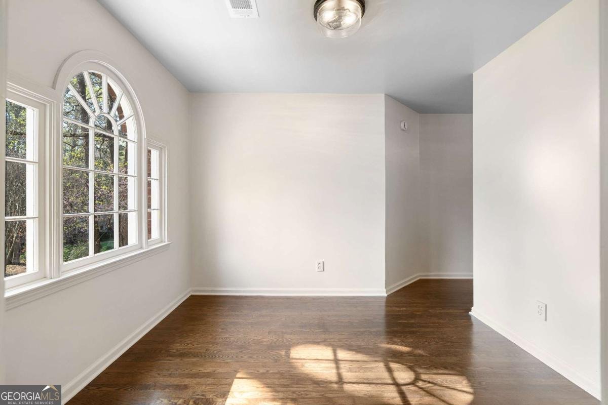 490 Guilford Circle Marietta - Photo 25