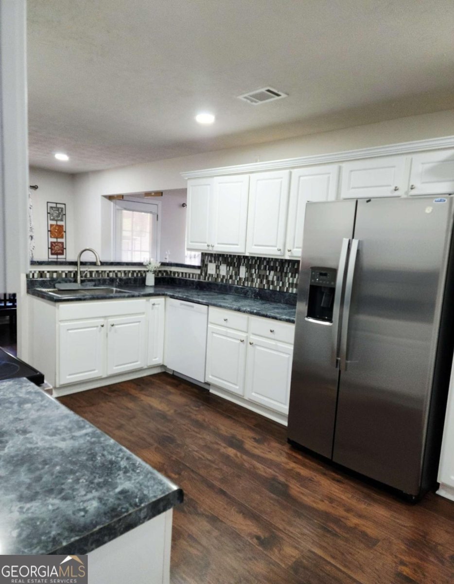 3920 Rosebud Road Loganville - Photo 8