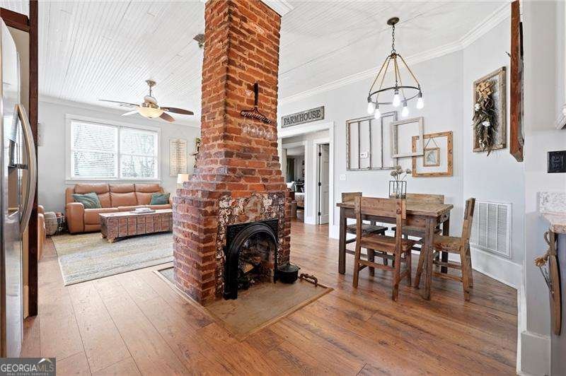 275 Strippling Street Ball Ground - Photo 10