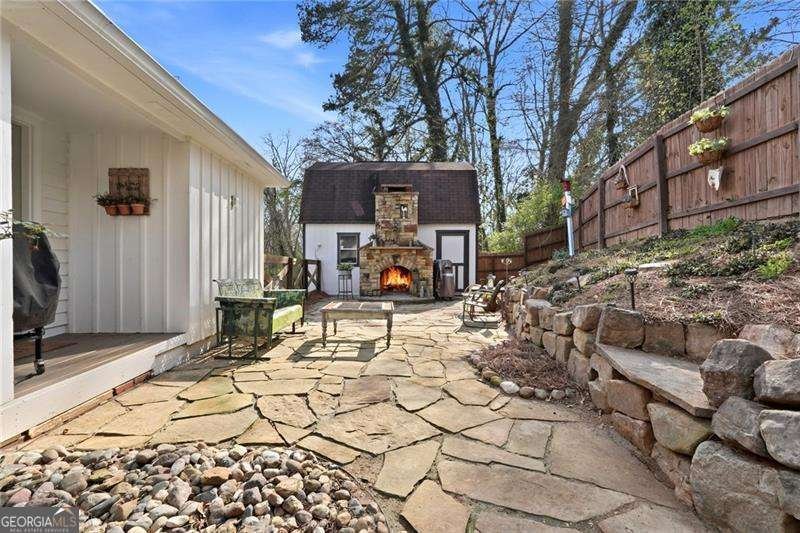 275 Strippling Street Ball Ground - Photo 23