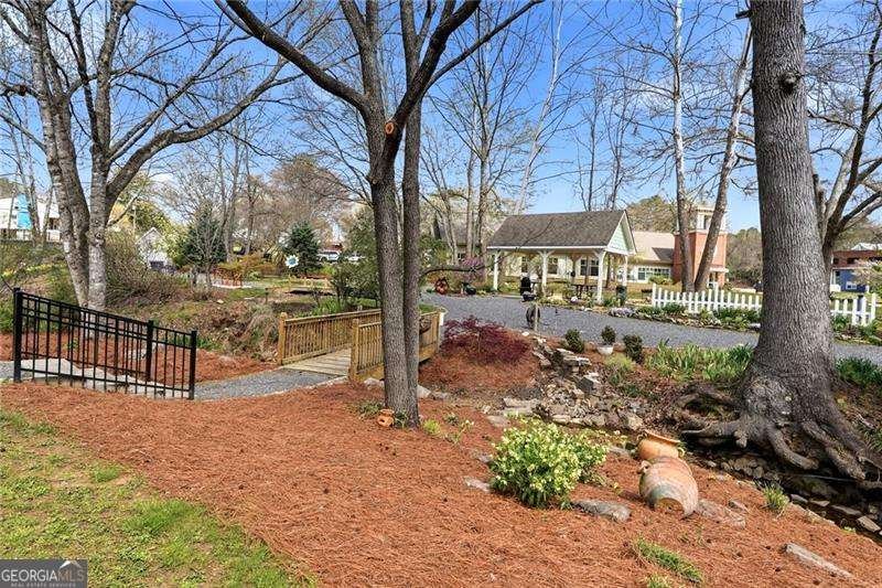 275 Strippling Street Ball Ground - Photo 31