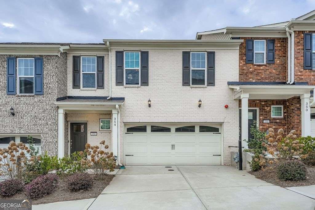 354 Watson Avenue Woodstock - Photo 1