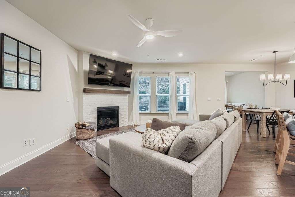 354 Watson Avenue Woodstock - Photo 8