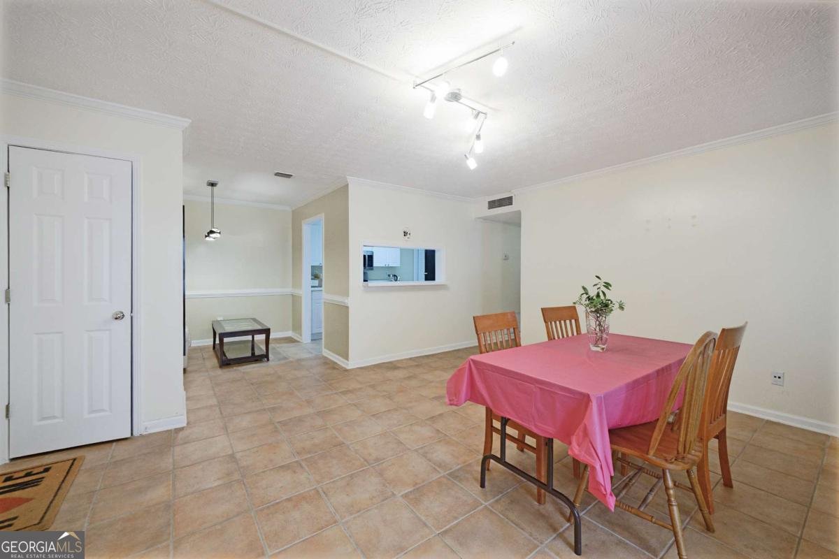 303 Summit North Drive Atlanta - Photo 22