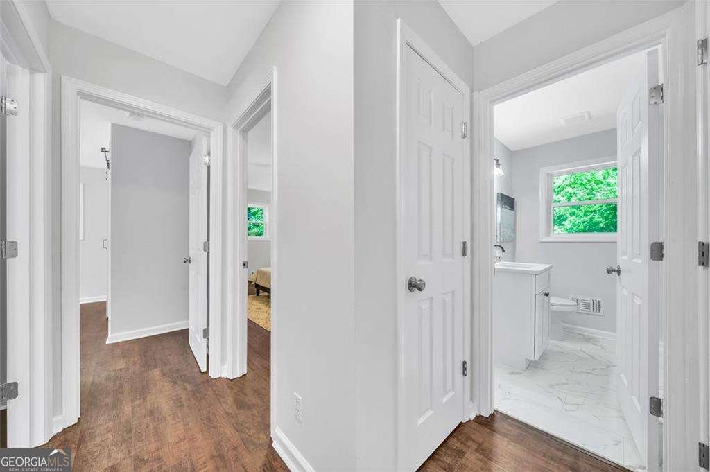 1893 BURNING TREE Drive Decatur - Photo 9