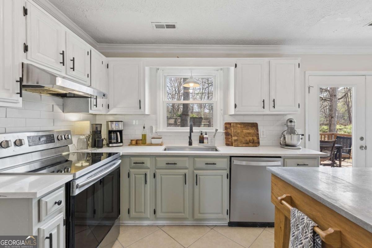 609 Farmbrook Trail Kennesaw - Photo 13