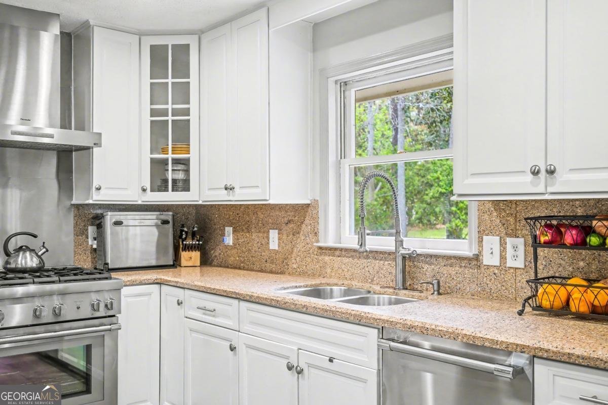 113 Mercer Road Savannah - Photo 12