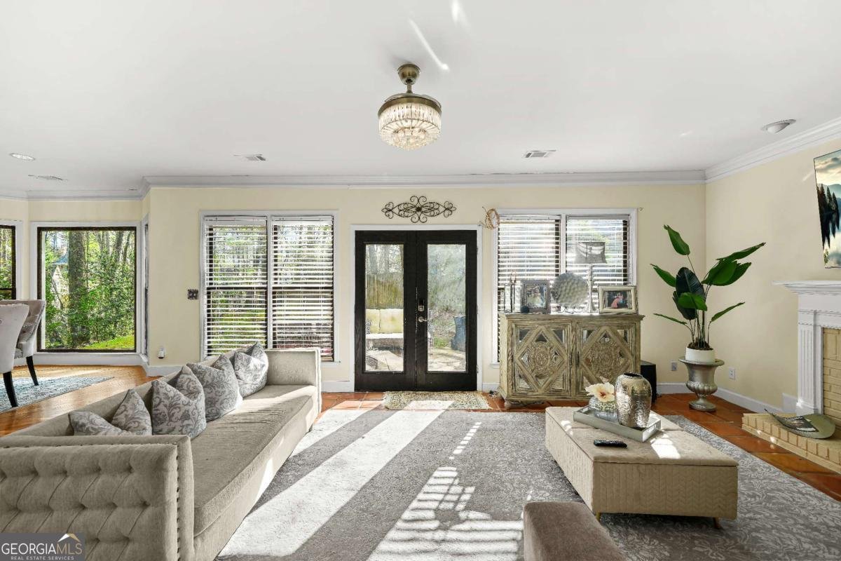 644 Laurel Wood Drive Marietta - Photo 9