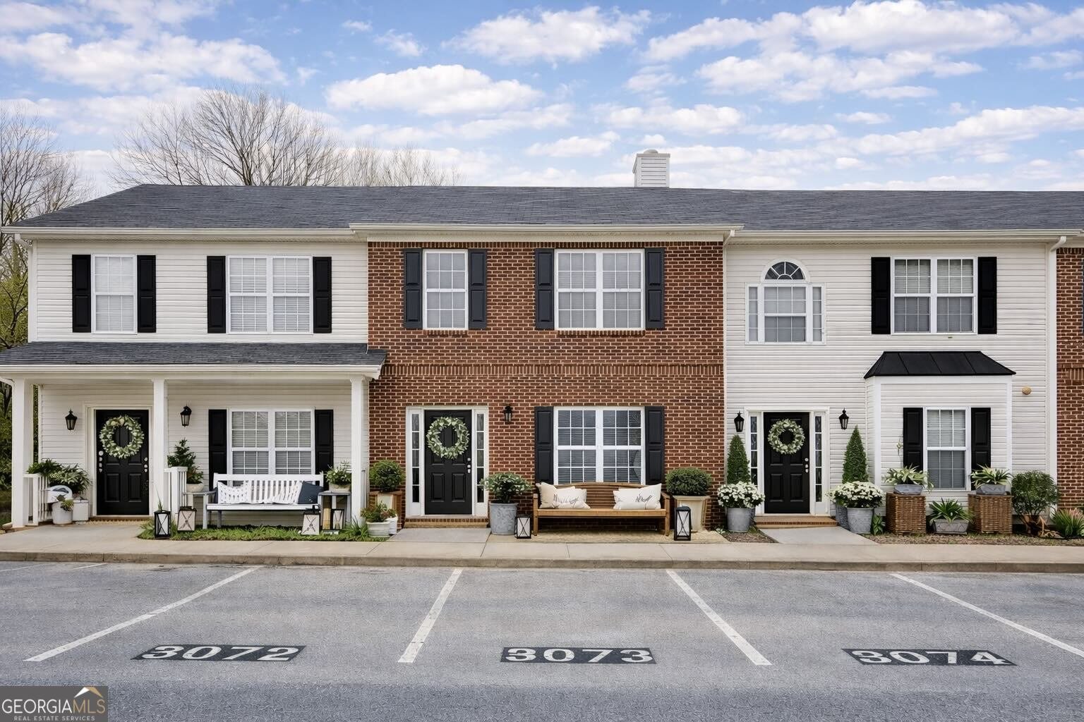 5072 Leeshire Trace Tucker - Photo 1