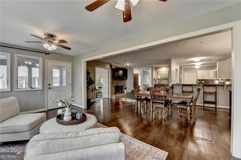 2620 Camden Glen Court Roswell - Photo 9