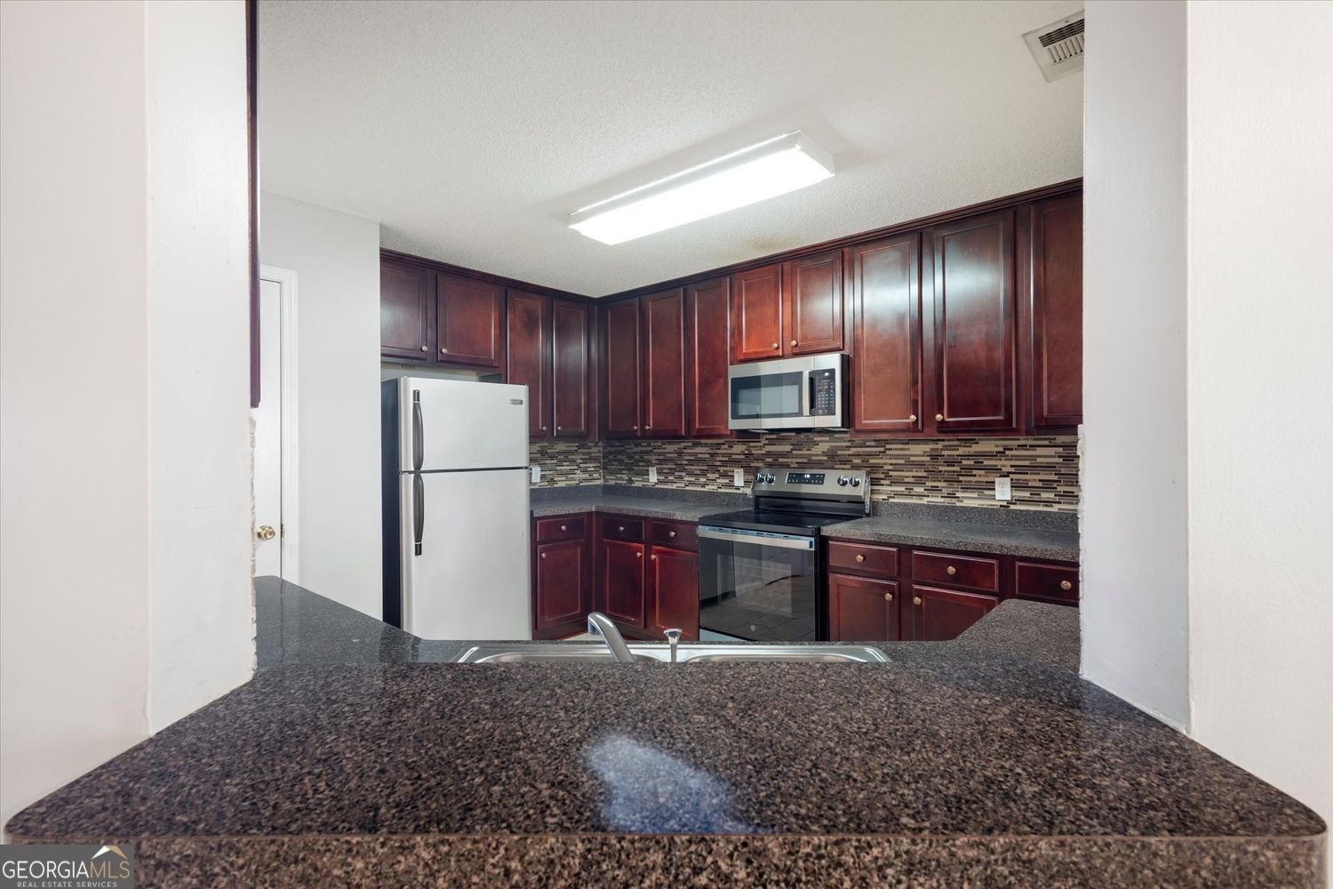 118 Covington Cove Byron - Photo 10