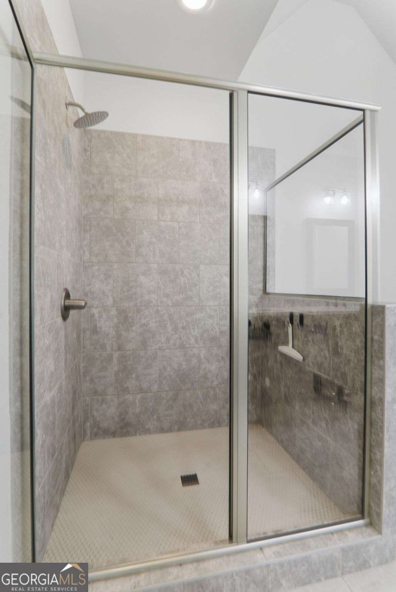 2051 Glenview Park Circle Duluth - Photo 23