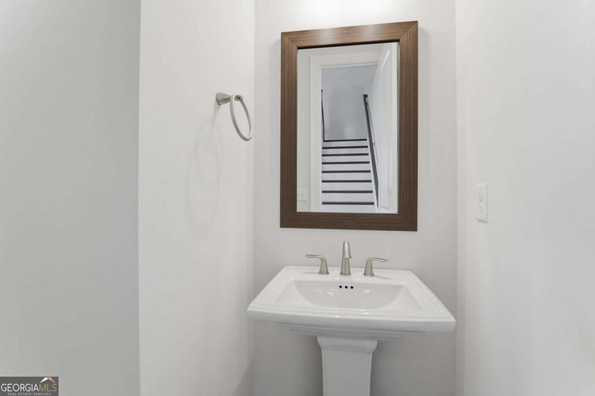 2051 Glenview Park Circle Duluth - Photo 29