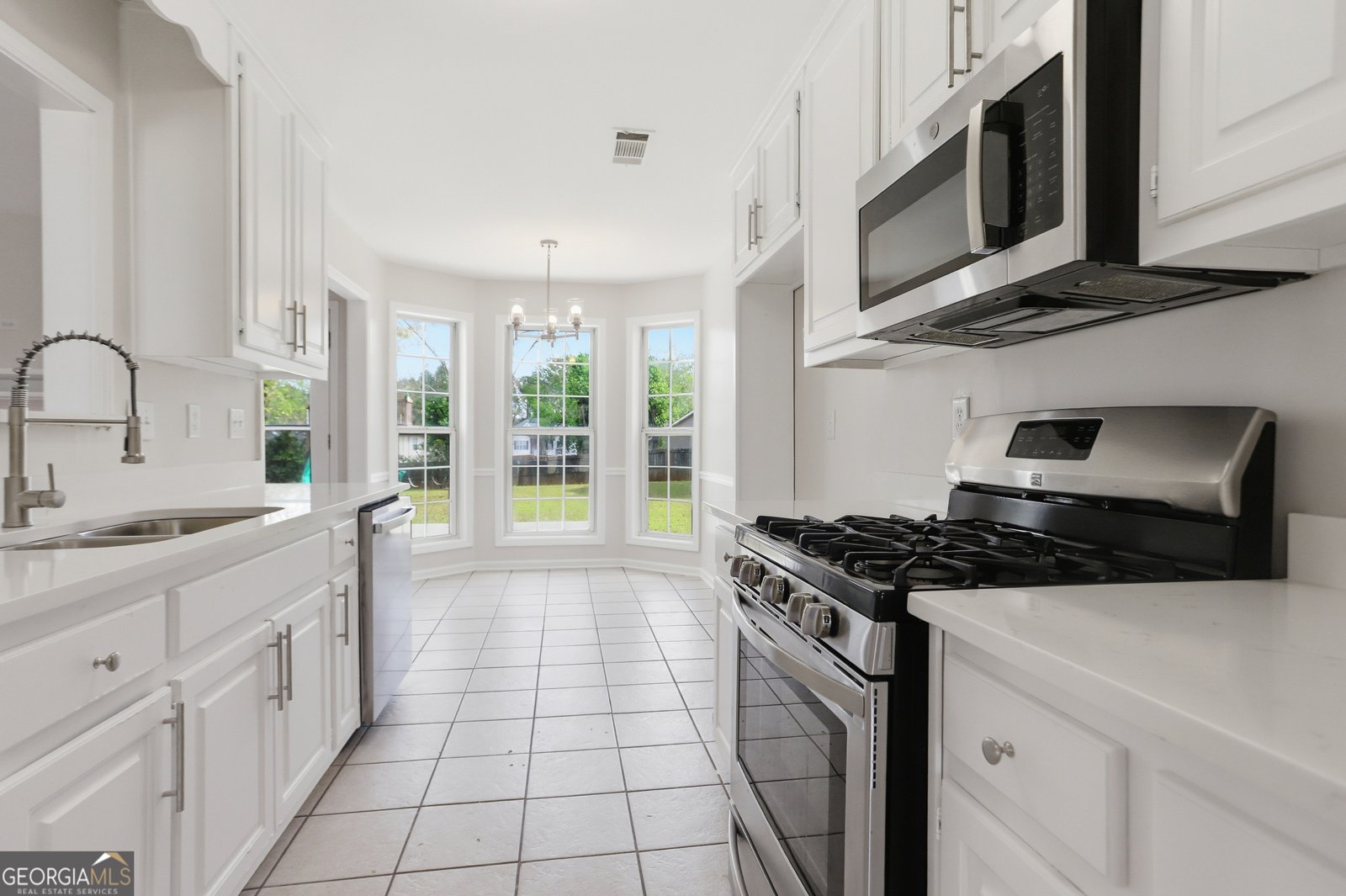 1100 Chateau Terrace McDonough - Photo 7