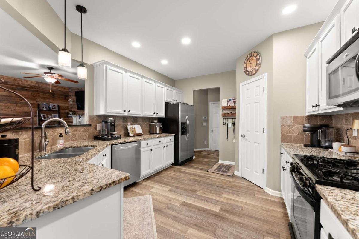 5725 Weddington Drive Cumming - Photo 12