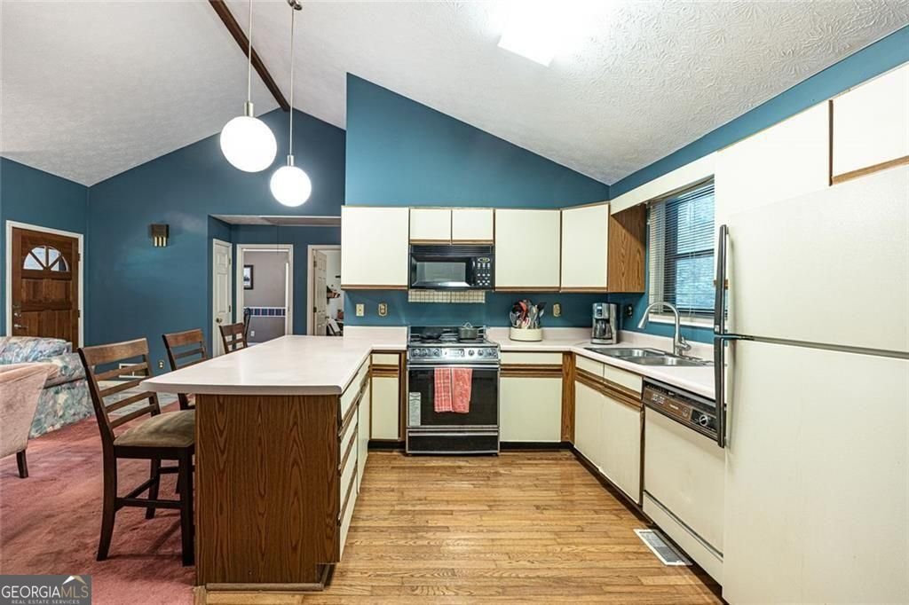 633 Iris Road Pine Lake - Photo 25