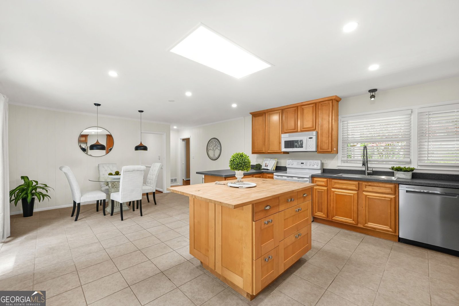 3657 Chavers Place Stone Mountain - Photo 11