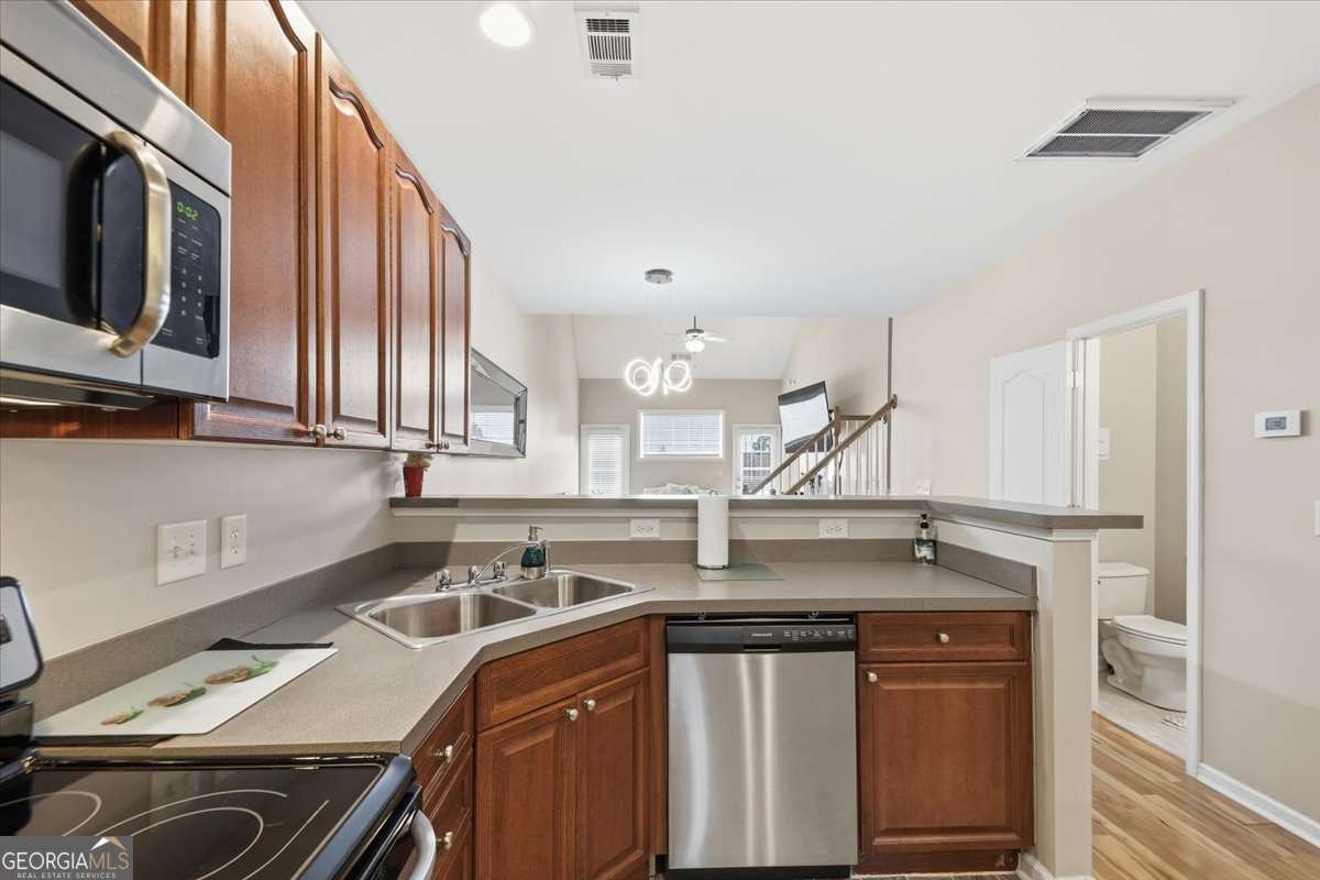 1984 Hoods Fort Circle Kennesaw - Photo 6