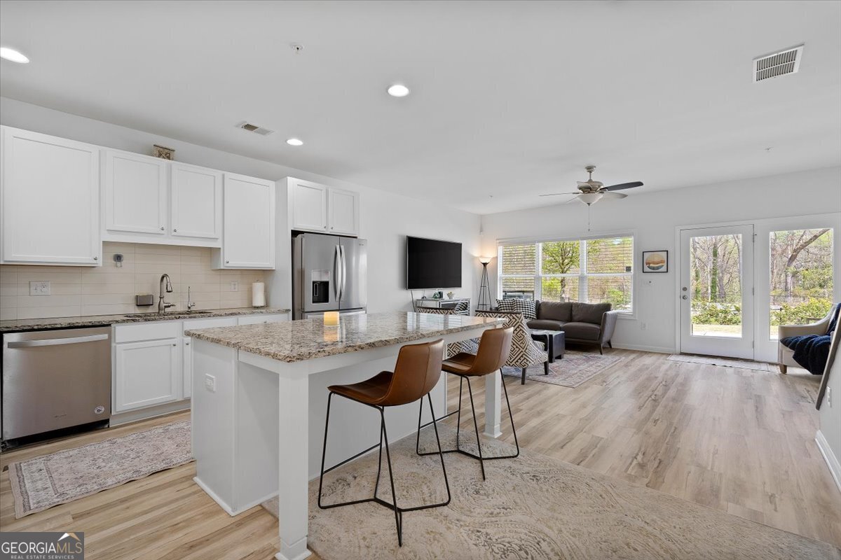 2874 Barnett Court Atlanta - Photo 9