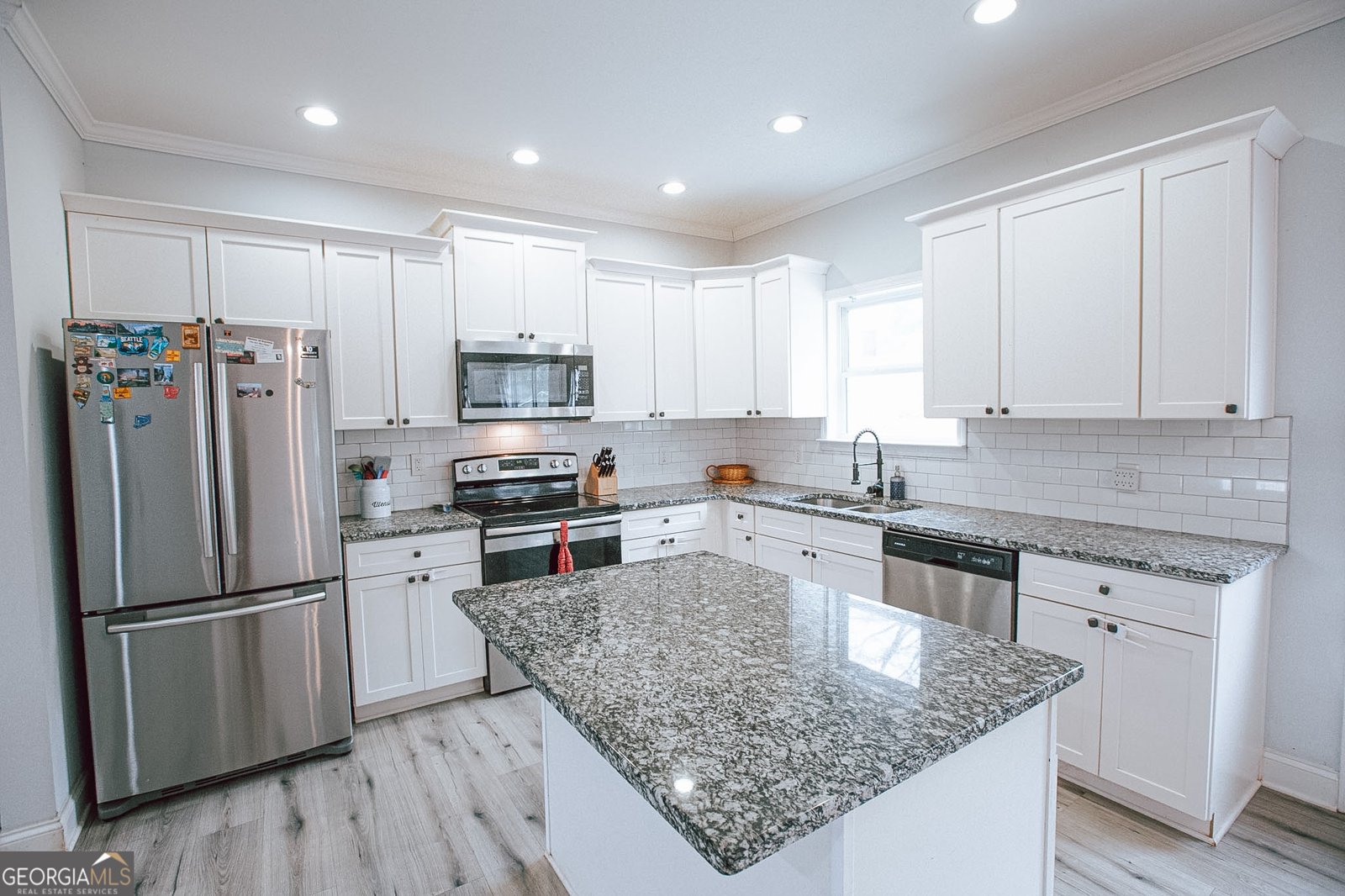 223 Middle Fork Lane Carnesville - Photo 6